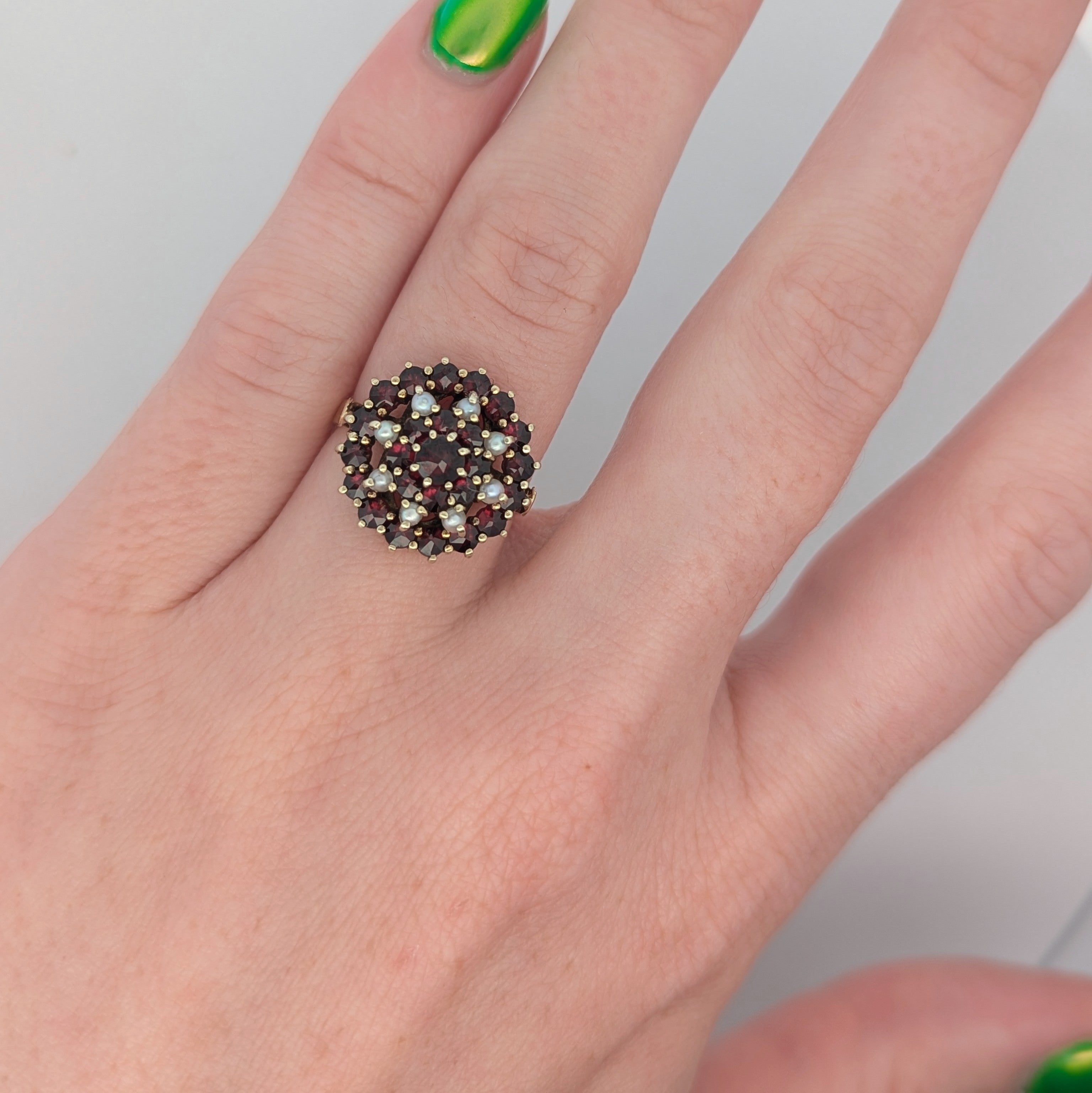 Vintage 14K Garnet and Pearl Ring