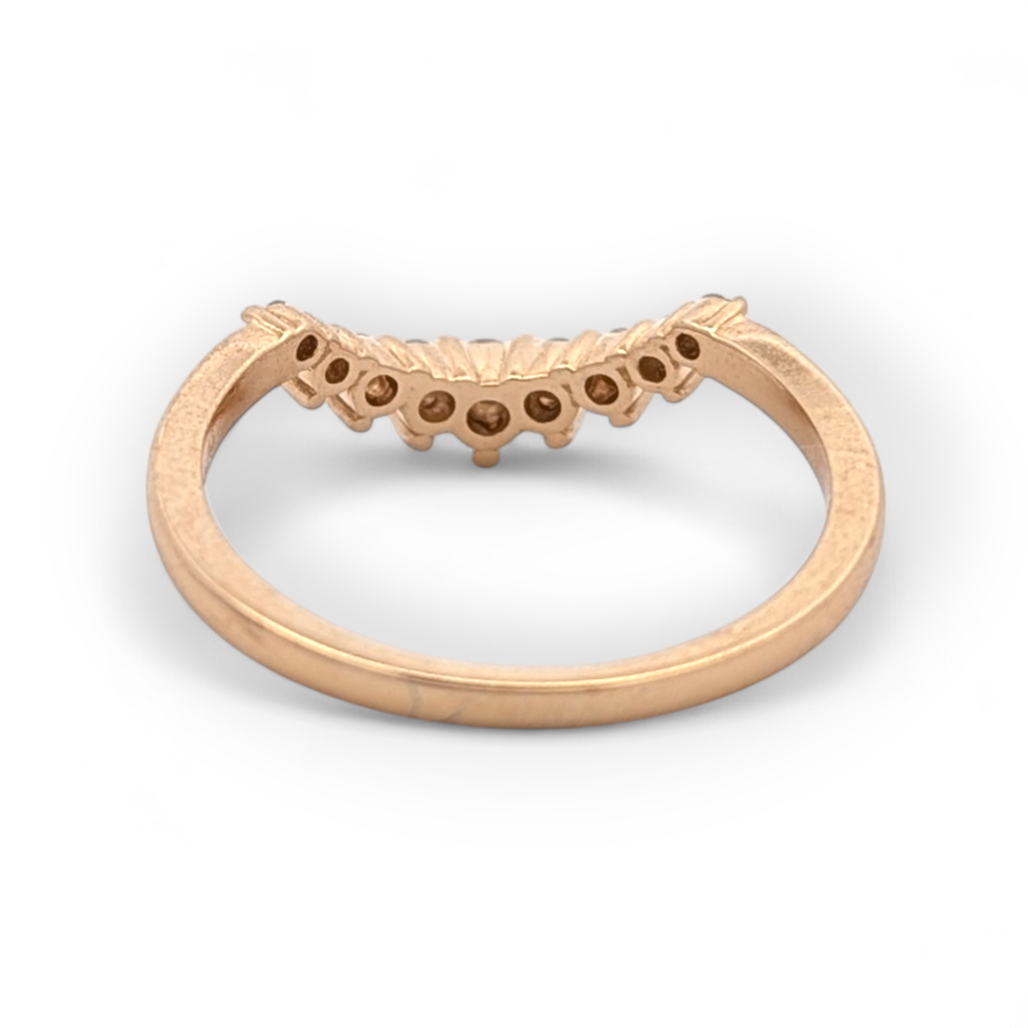 Graduated Diamond Contour Band