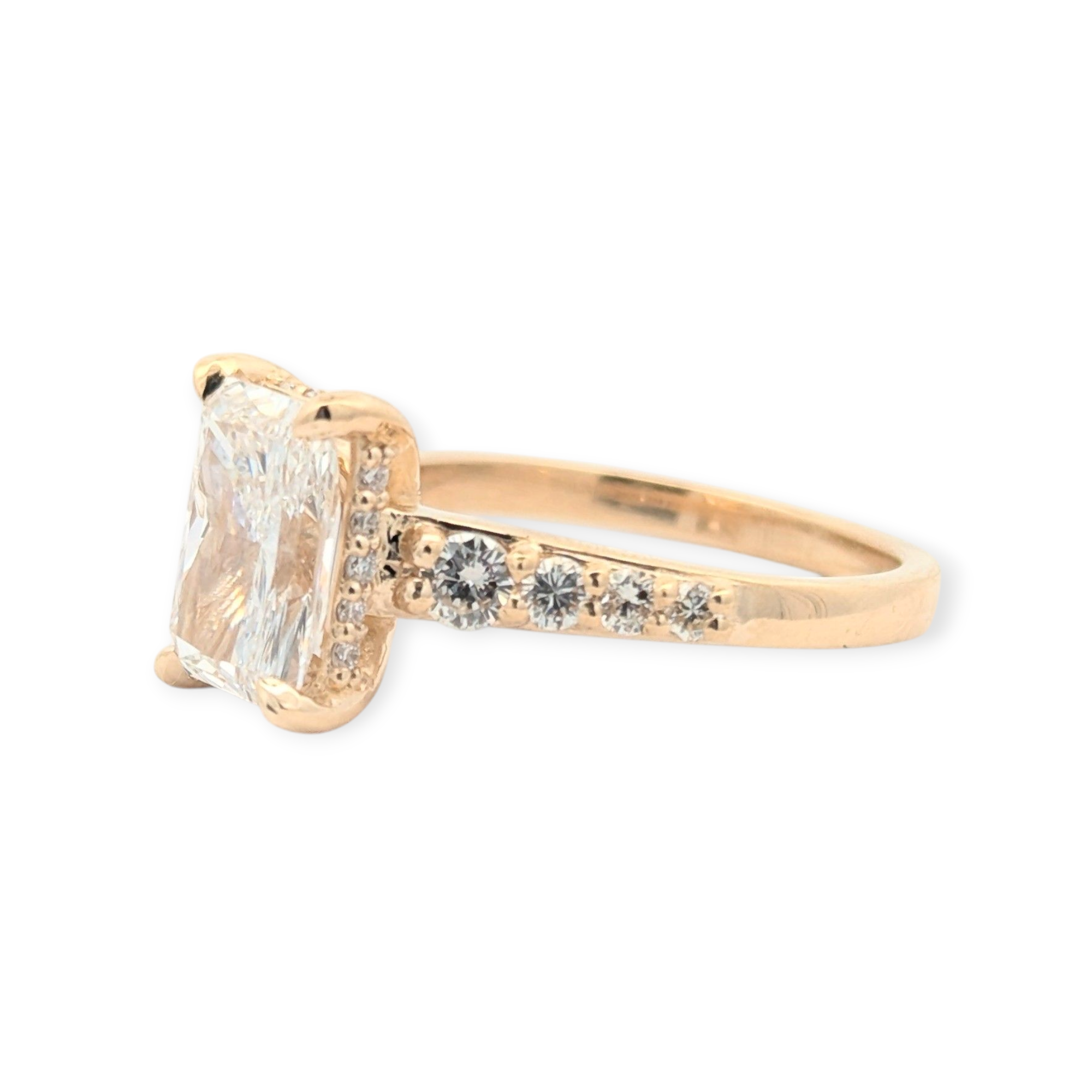 Graduated Hidden Halo Engagement Ring [Made to Order]