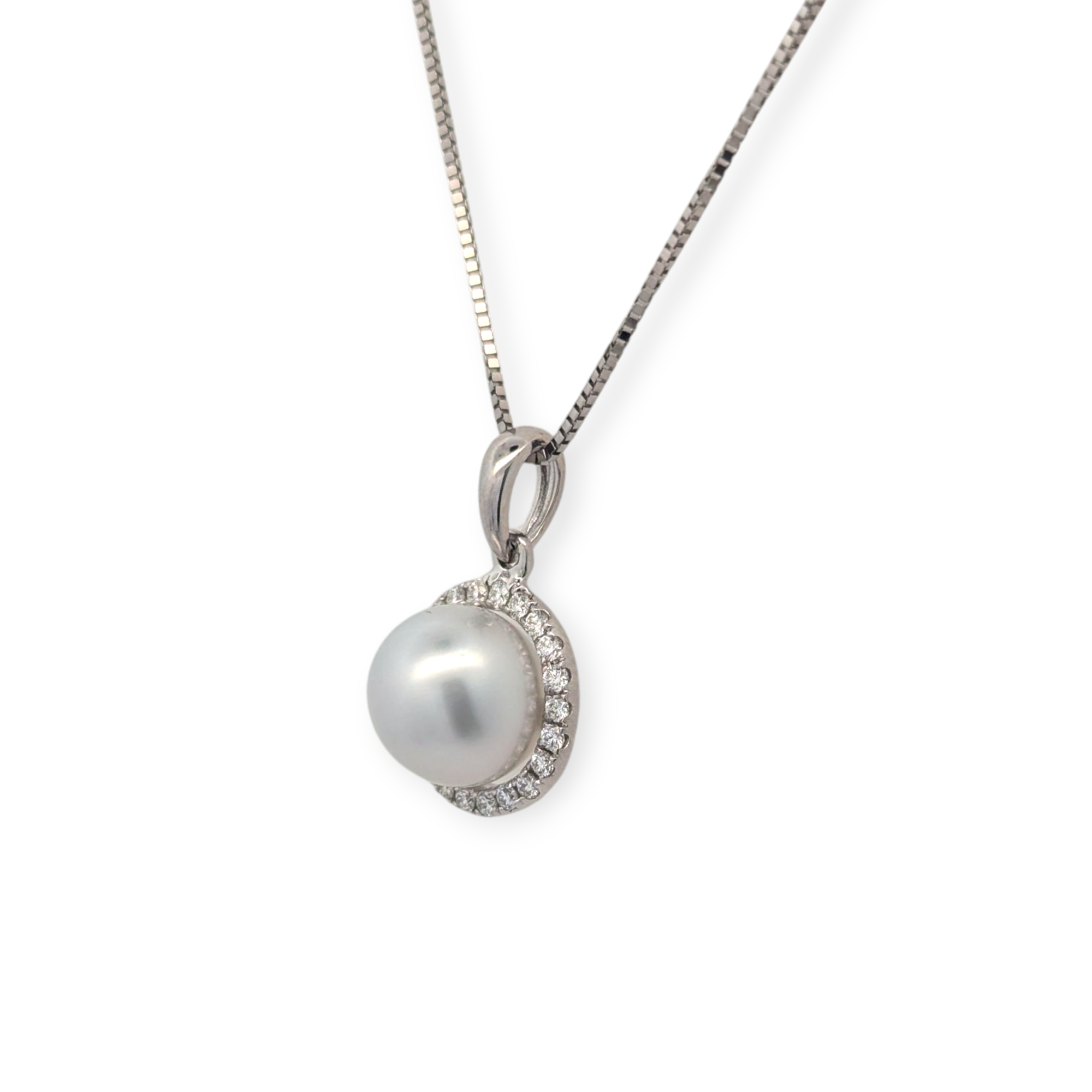 Pearl and Diamond Halo Necklace