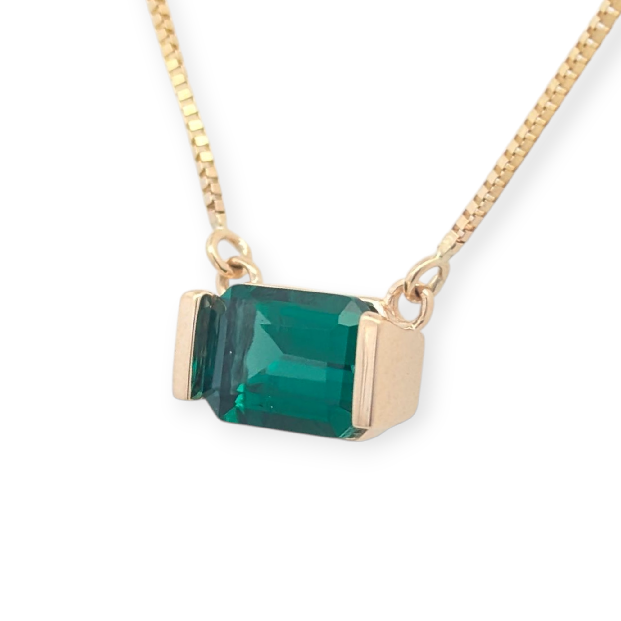 Esmeralda Emerald-Cut Gemstone Necklace in 14K Gold