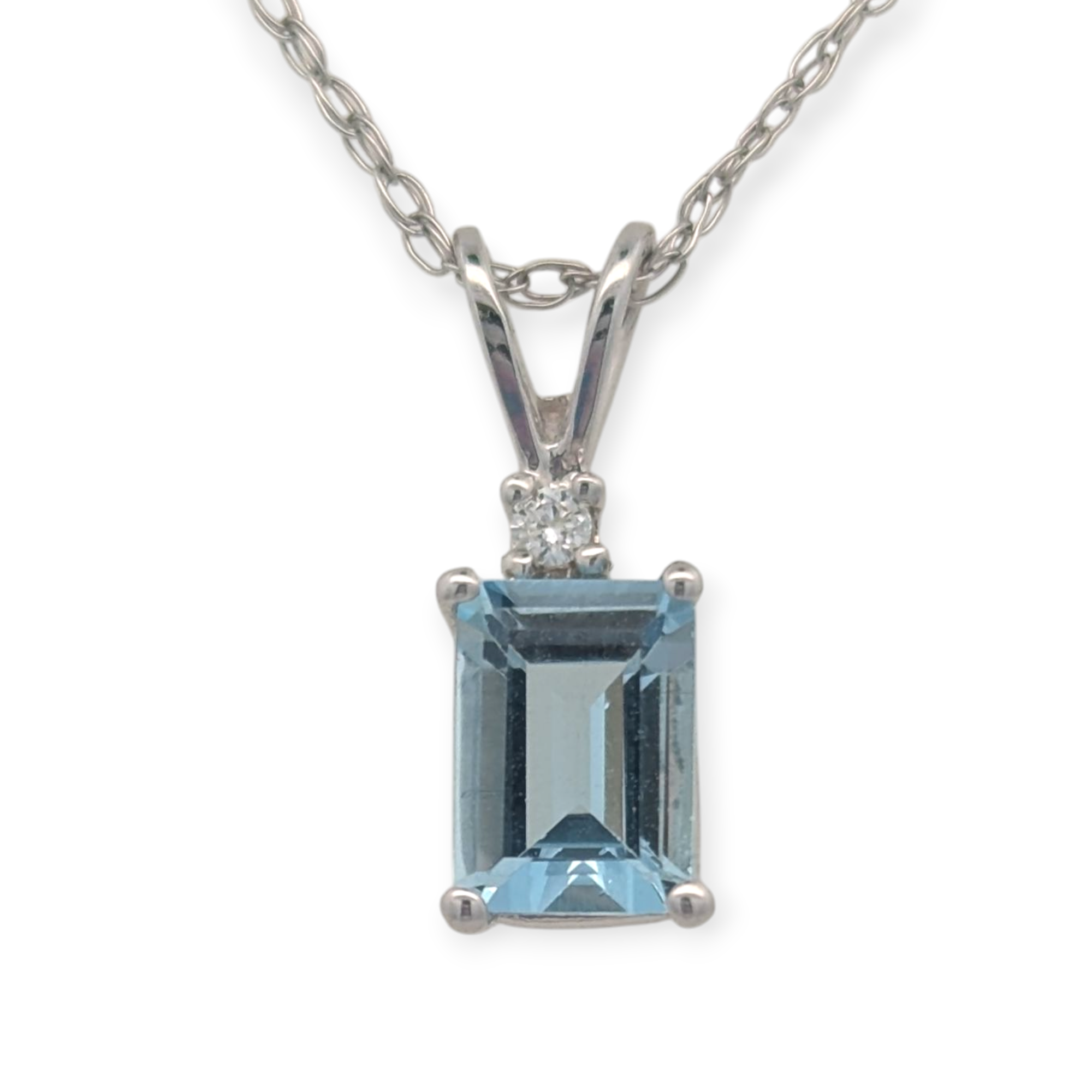 Aquamarine and Diamond Necklace