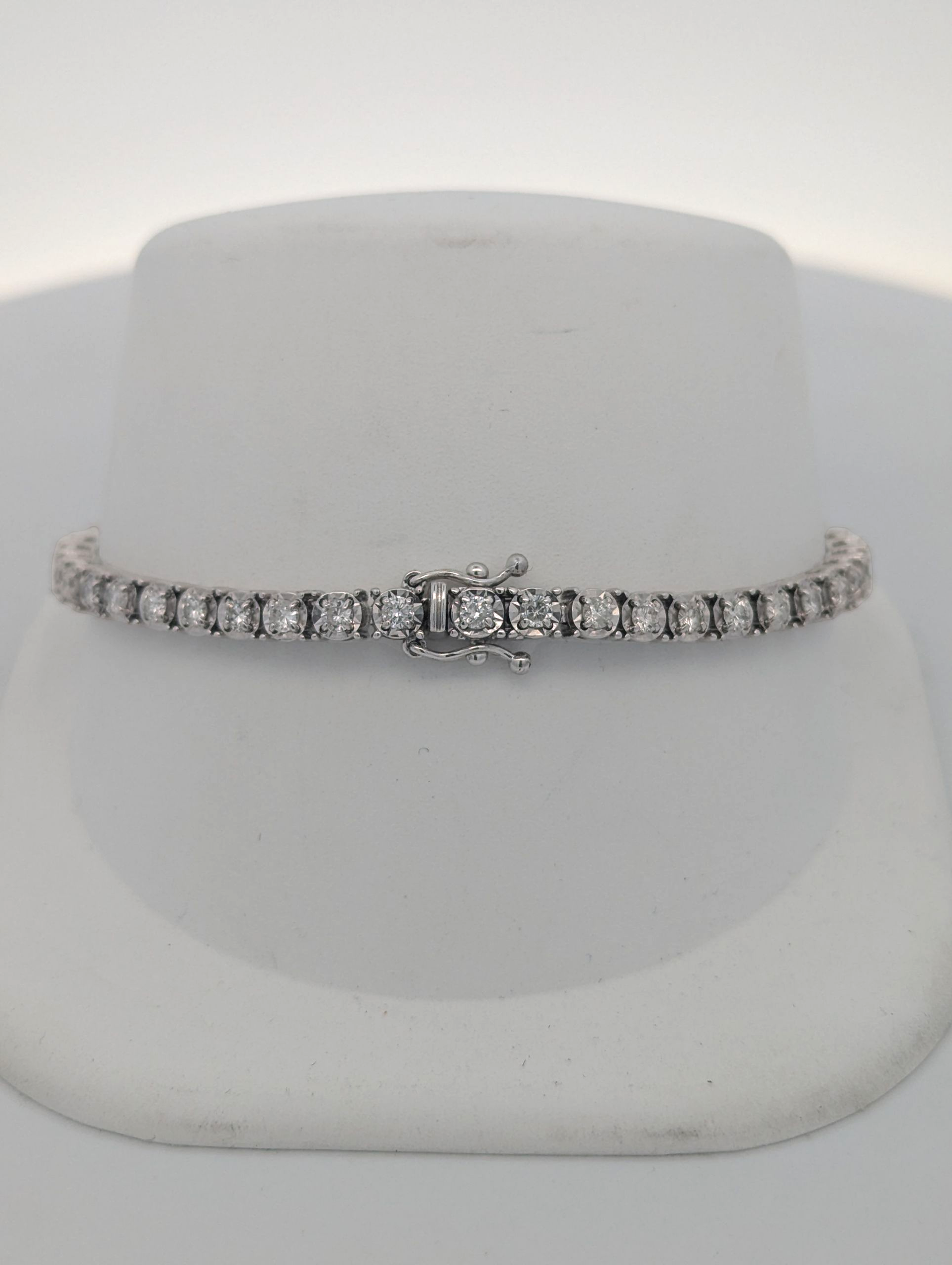 14K White Gold Diamond Tennis Bracelet
