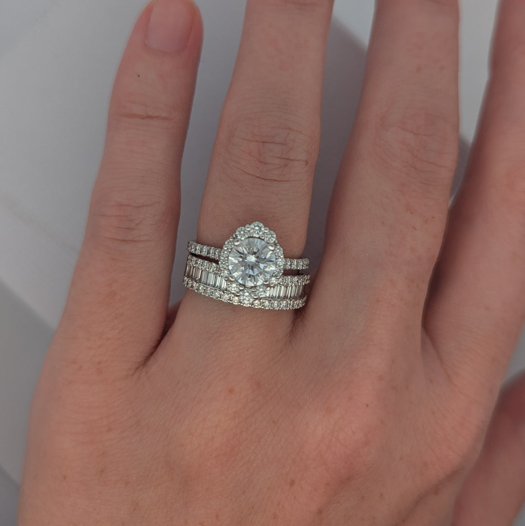 14K White Gold Round and Baguette Diamond Band
