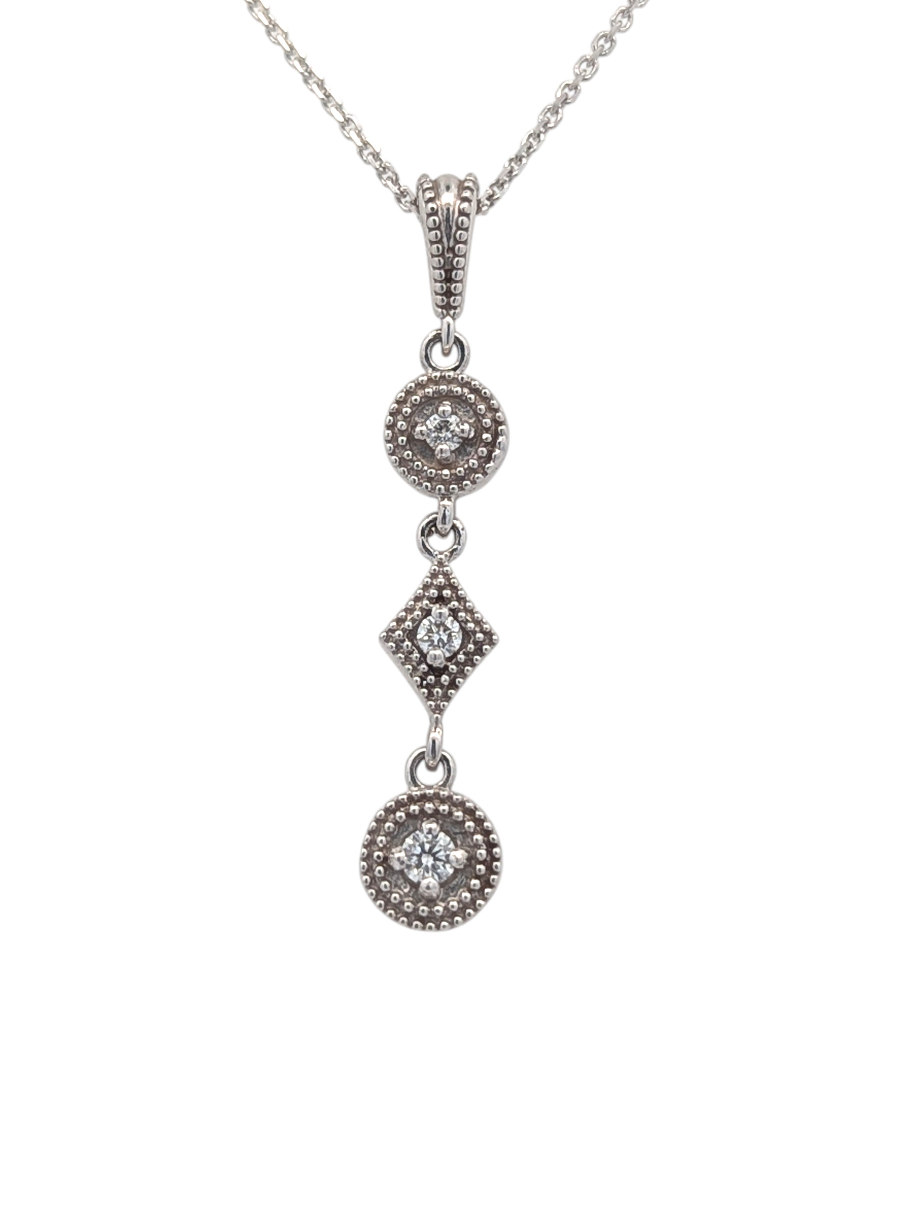 Vintage-Inspired Dangle Pendant