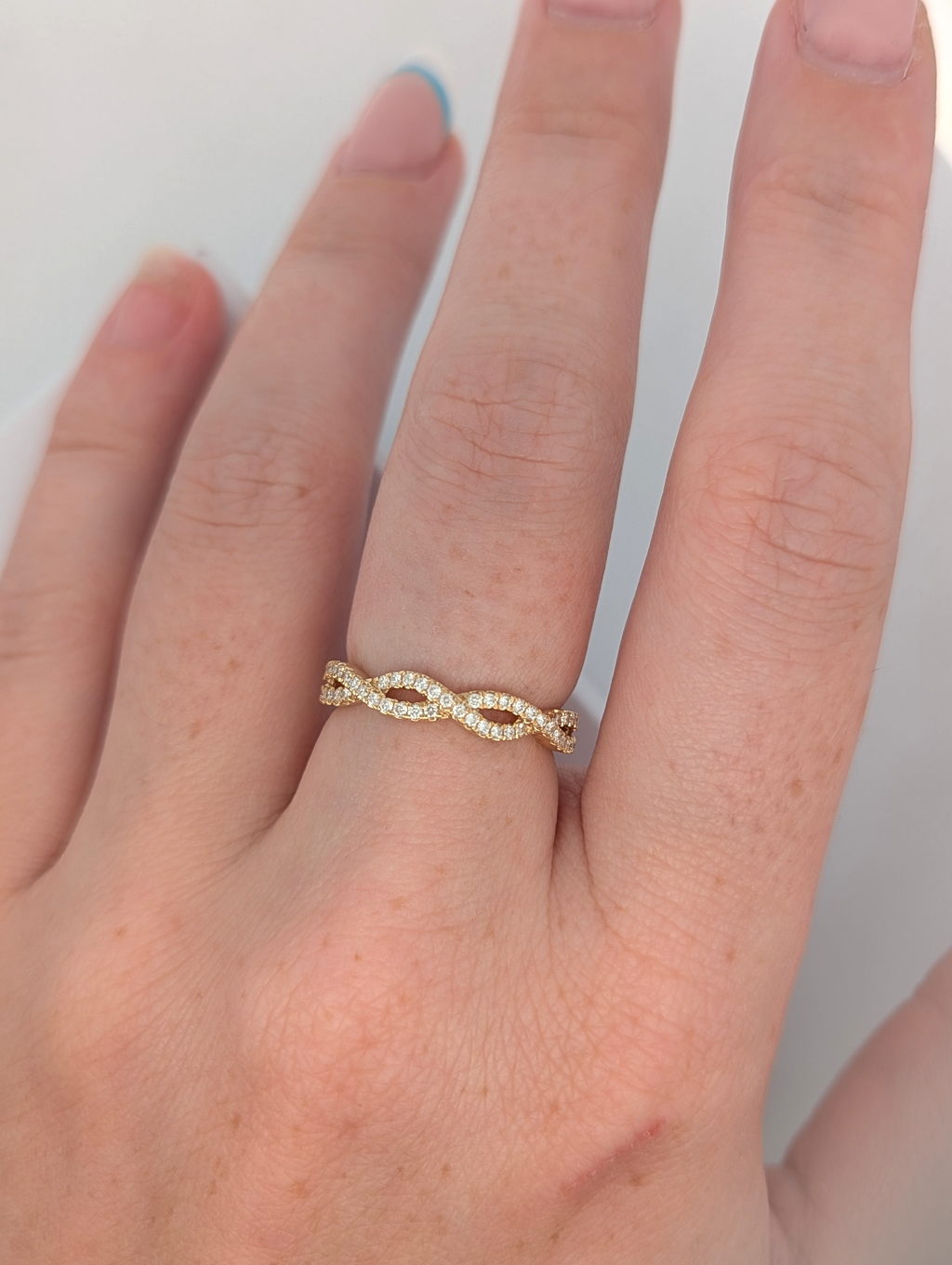 14K Yellow Gold Twist Band