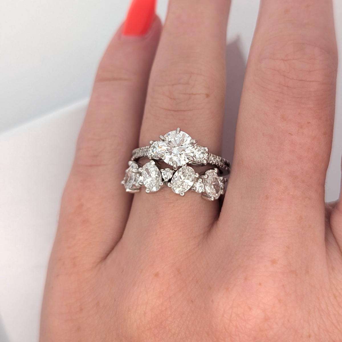 Oval and Round Lab Diamond Band
