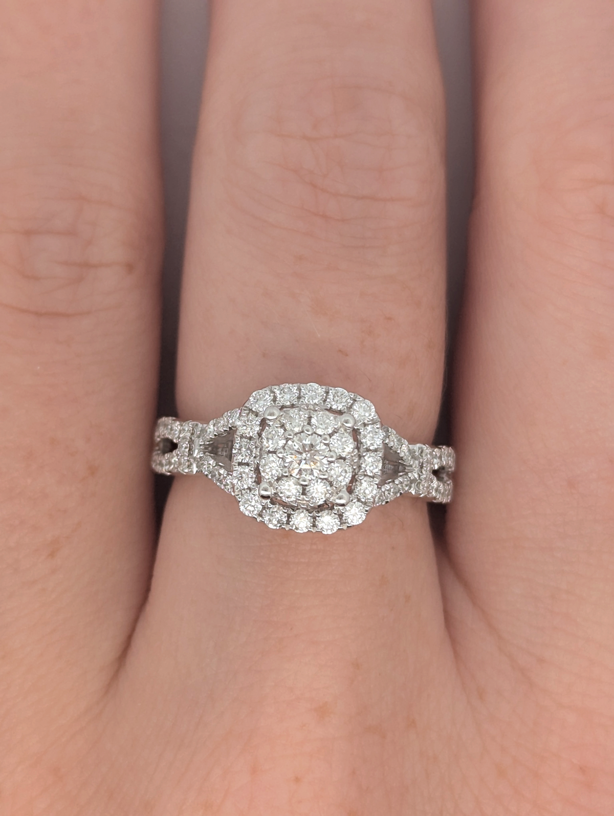 Vintage 14K White Gold Cluster Ring