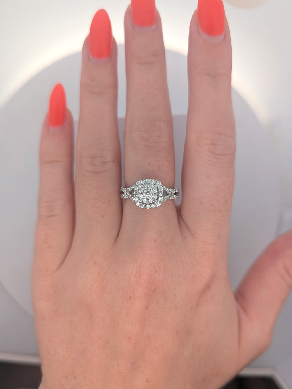 Vintage 14K White Gold Cluster Ring