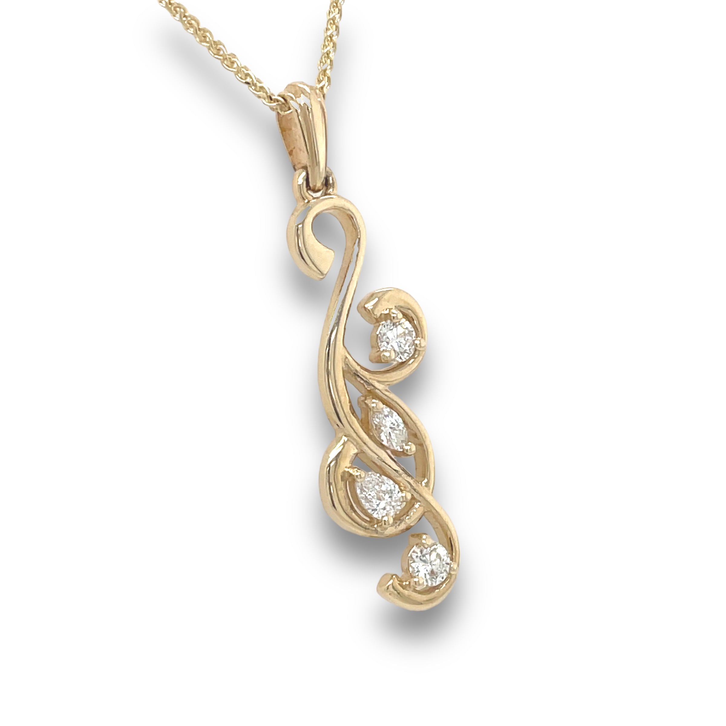 Ariana Diamond Necklace in Yellow Gold