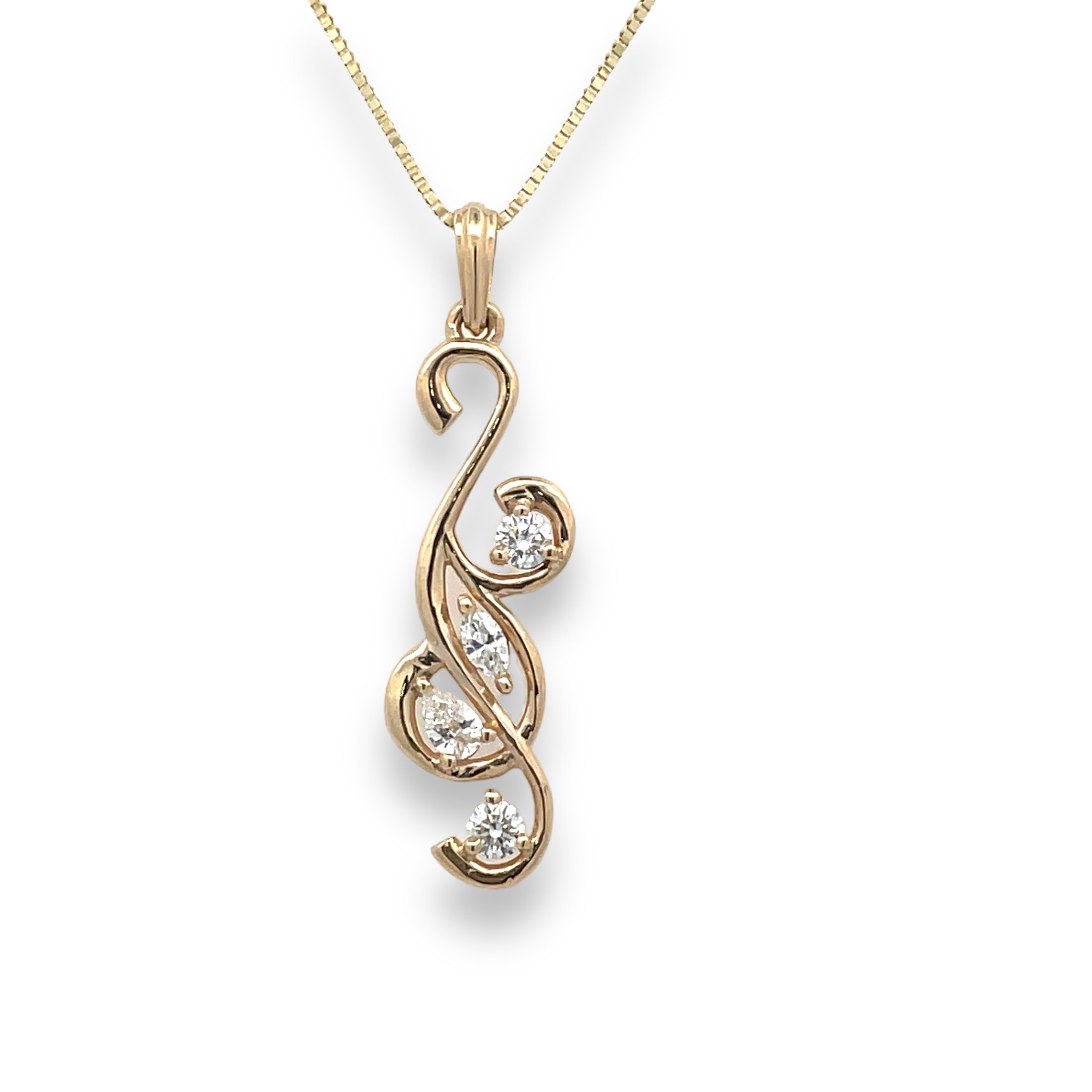 Ariana Diamond Necklace in Yellow Gold