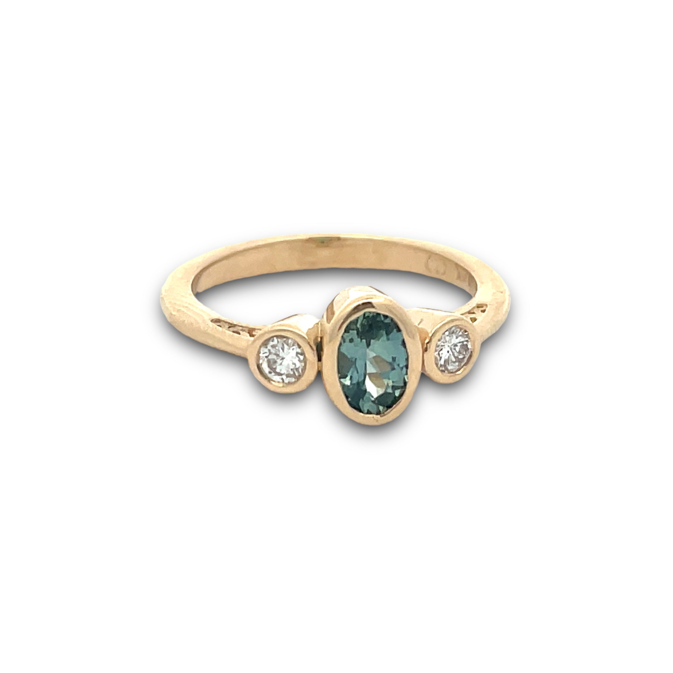 Venecia Ring ft. Green Sapphire in Yellow Gold