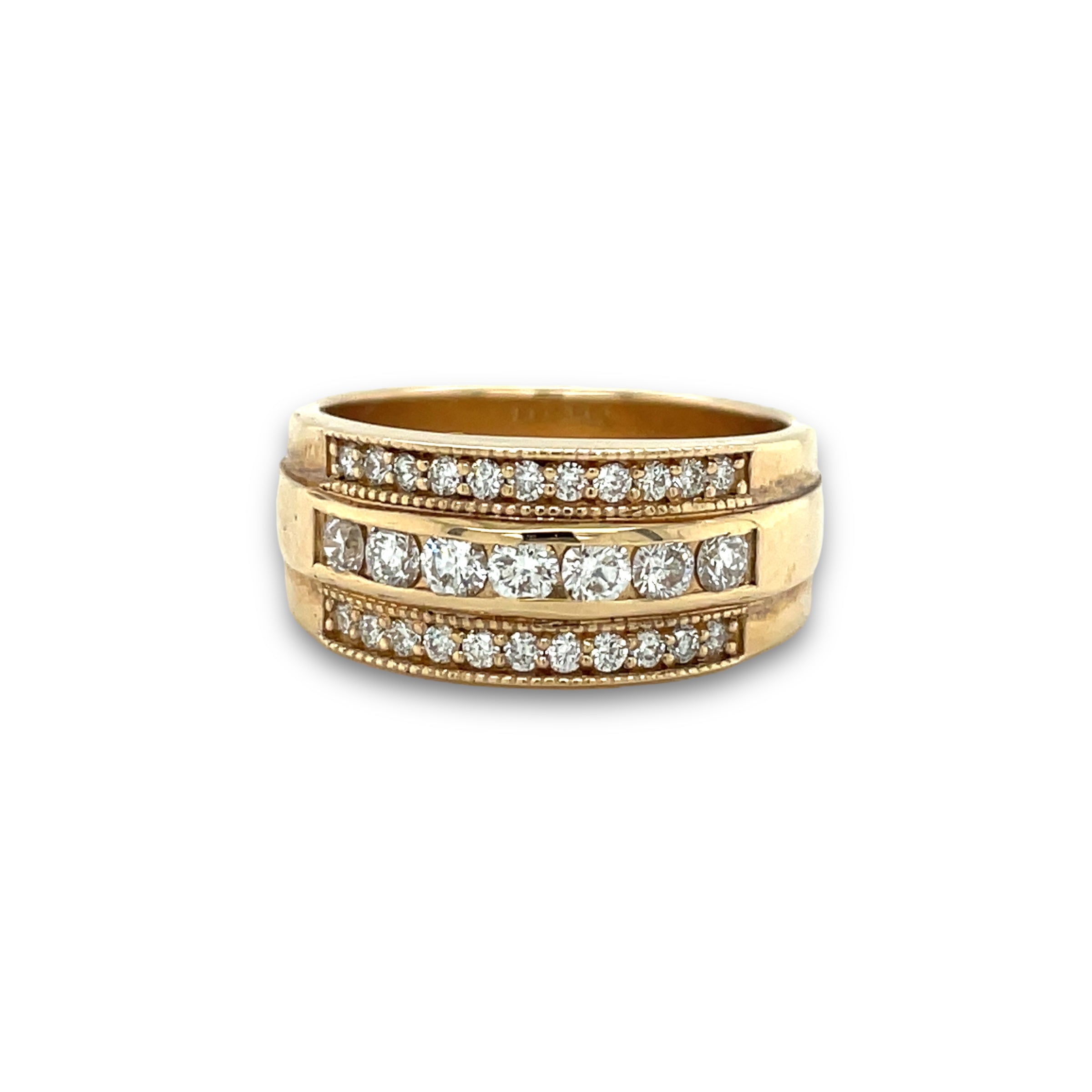 Massima Diamond Anniversary Ring in Yellow Gold