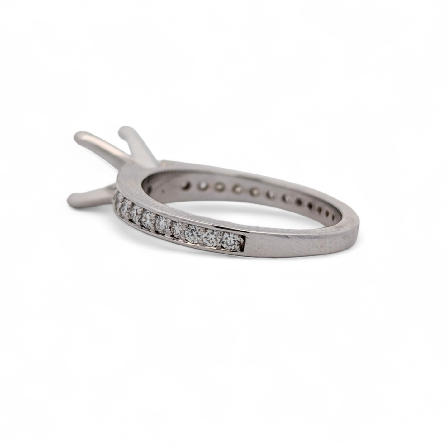 Graduating Bead Set Diamond Engagement Ring [Made to Order]