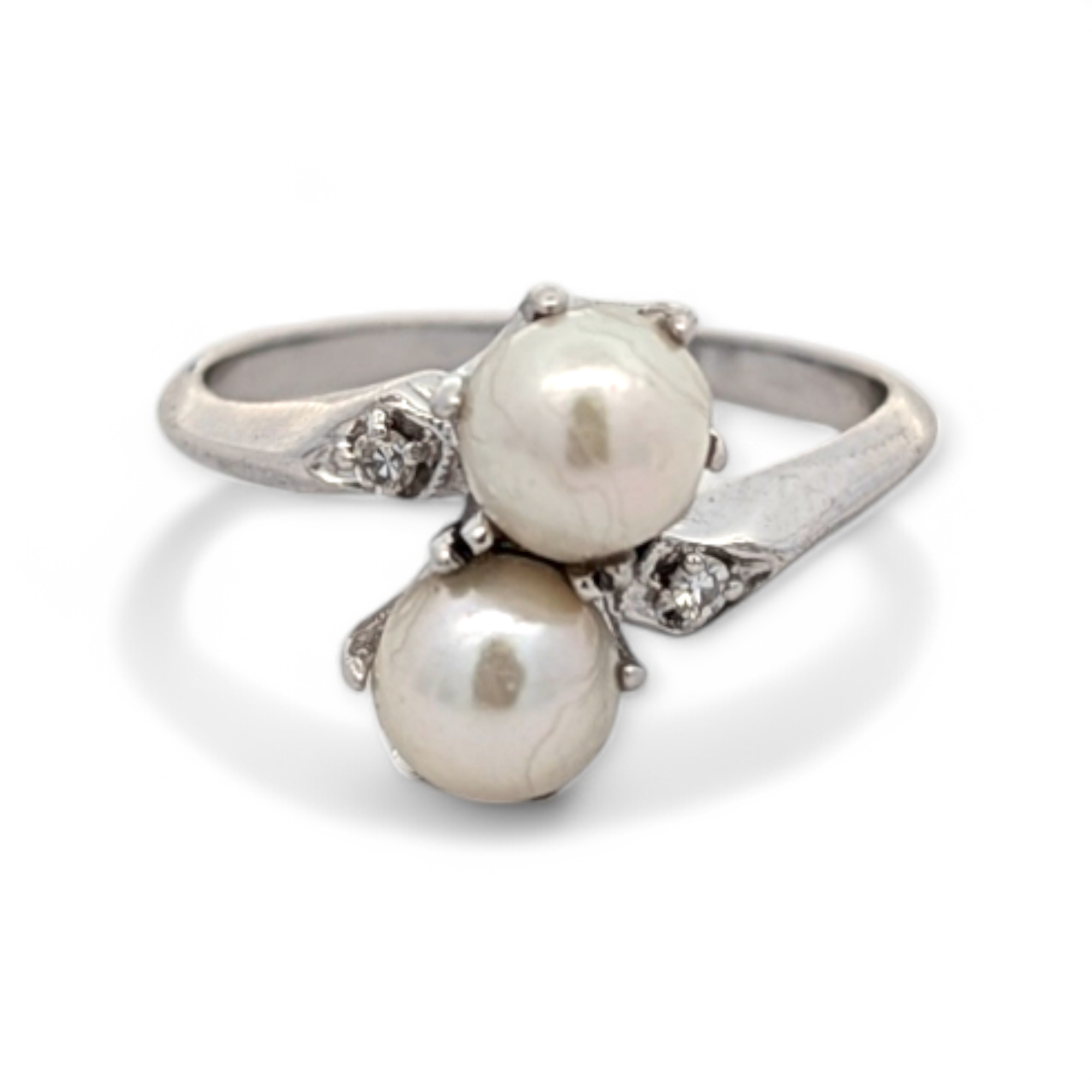 Vintage 14K White Gold and Pearl Ring