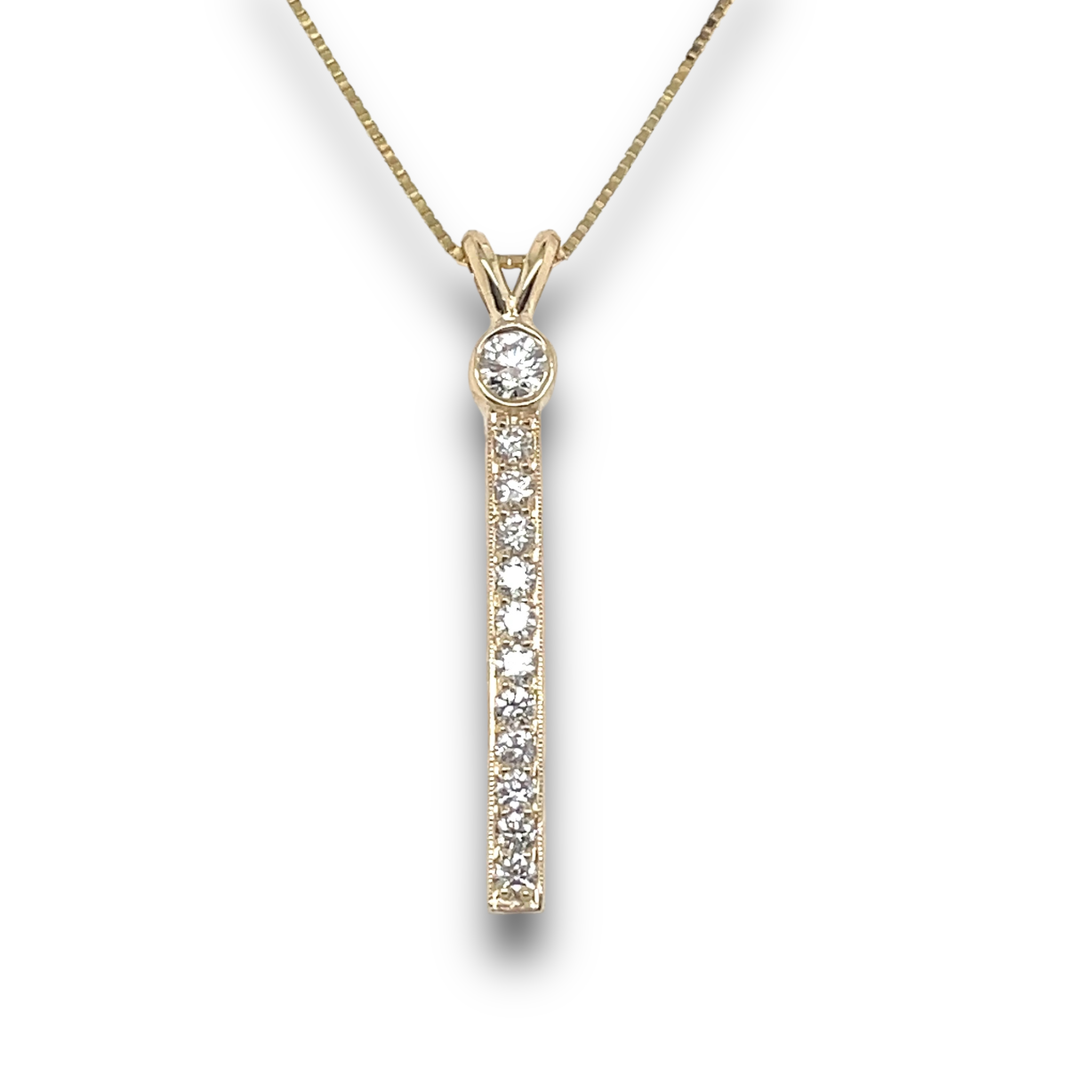 Lina Diamond Necklace in Yellow Gold