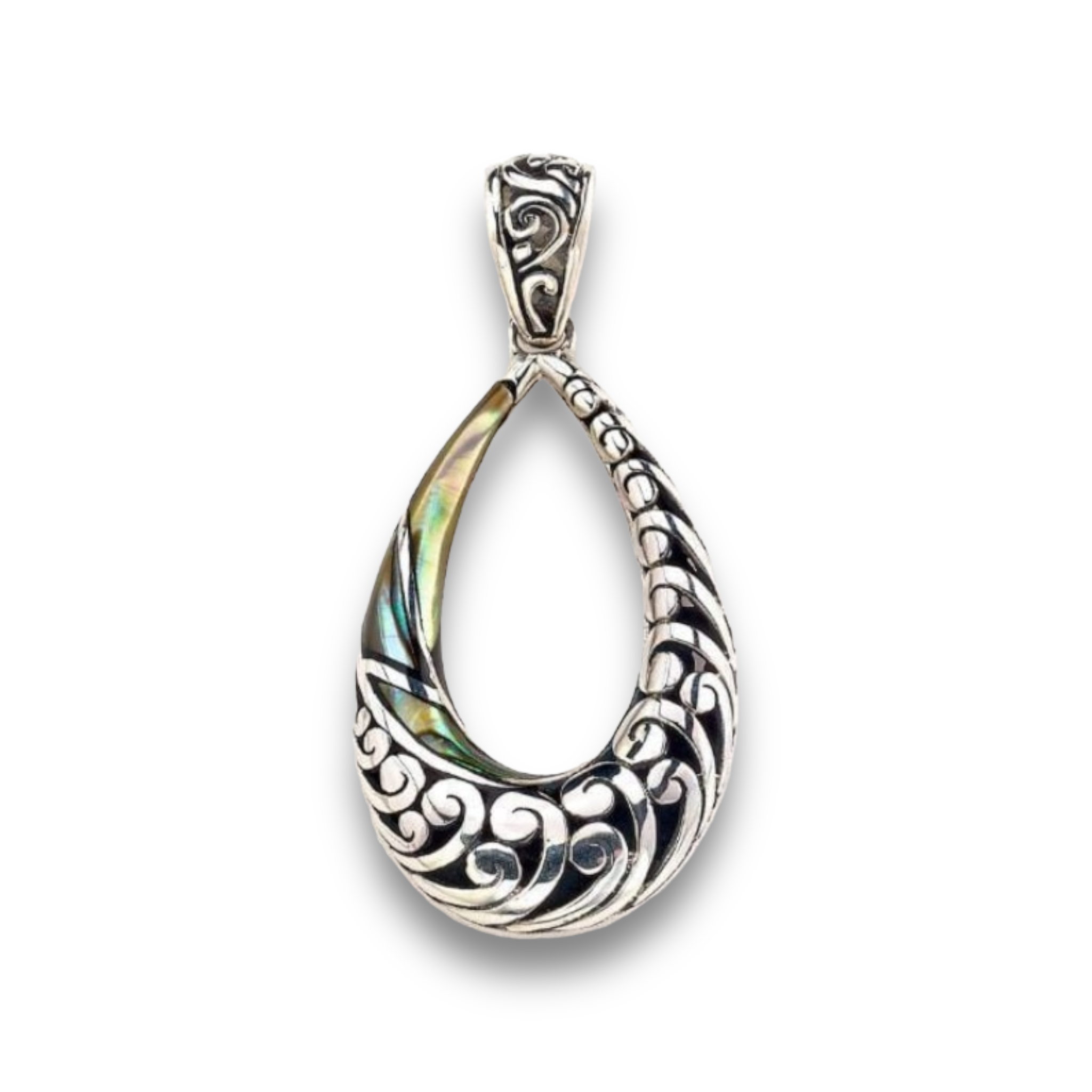 Embrace Pendant Paua