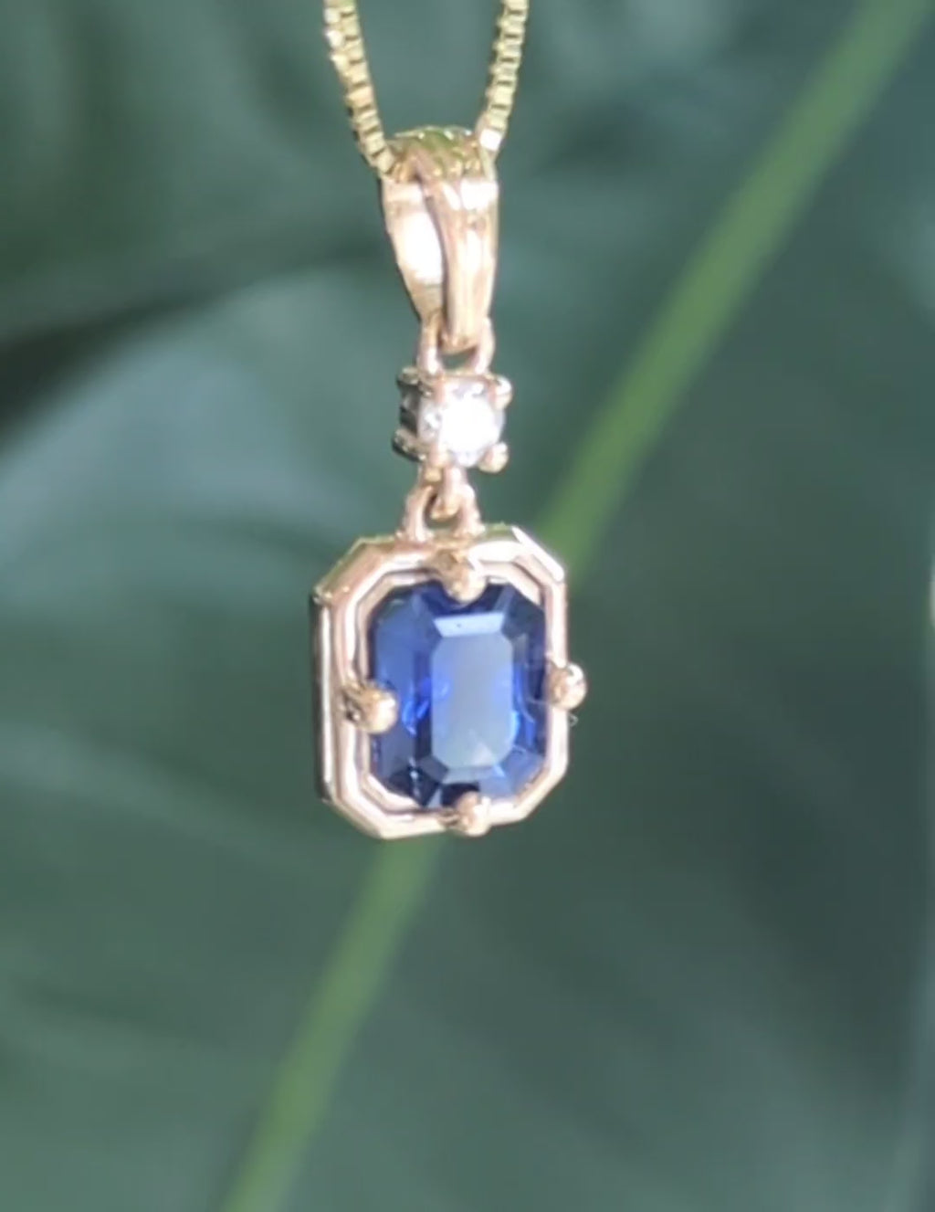 14K Gold Sapphire Button Pendant